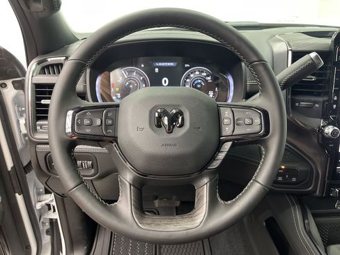New 2026 RAM 2500 Limited AWD/4WD image 15