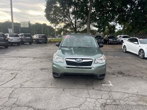 Used 2016 Subaru Forester 2.5i w/ Alloy Wheel Package AWD/4WD image 2