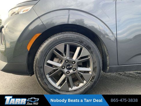 Used 2021 Kia Soul S FWD image 18
