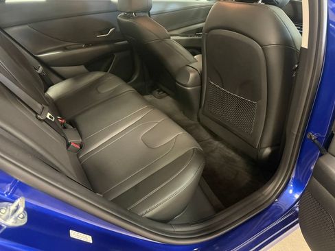 Used 2023 Hyundai Elantra Limited w/ Cargo Package FWD image 29