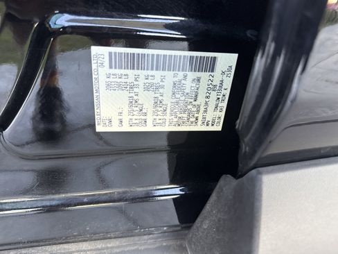 Used 2023 Nissan Rogue SV w/ SV Premium B Package FWD image 33