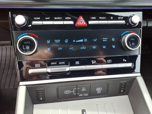 New 2026 Hyundai Santa Fe Calligraphy AWD/4WD image 22