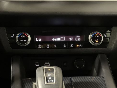 Used 2022 Mitsubishi Outlander SE FWD image 21