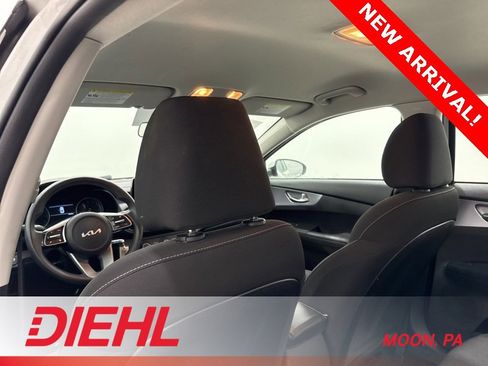 Used 2022 Kia Forte LXS image 15