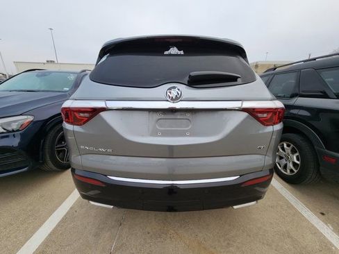Used 2024 Buick Enclave Essence w/ Sport Touring Edition image 5