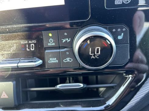 Used 2025 Toyota Highlander XSE image 20