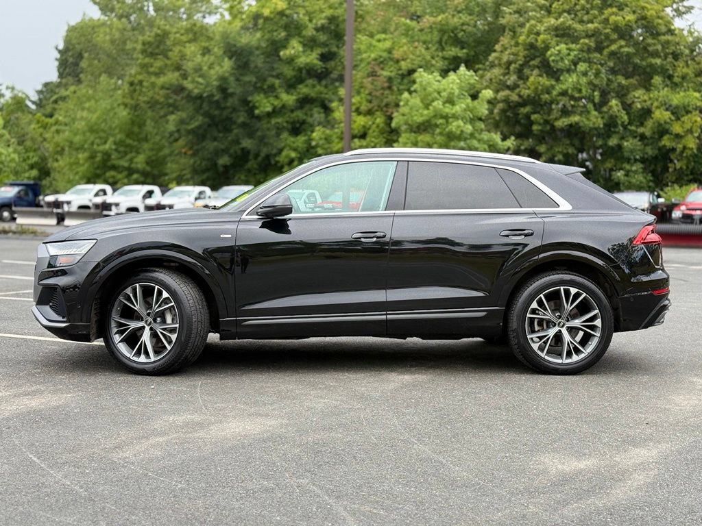 Used 2023 Audi Q8 Premium Plus w/ Premium Plus Package AWD/4WD image 3