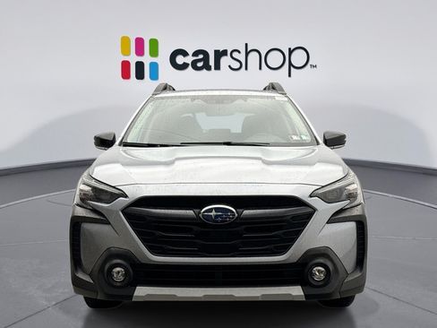 Used 2025 Subaru Outback Limited AWD/4WD image 8