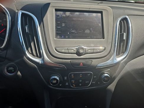 Used 2020 Chevrolet Equinox LT w/ Driver Convenience Package AWD/4WD image 12