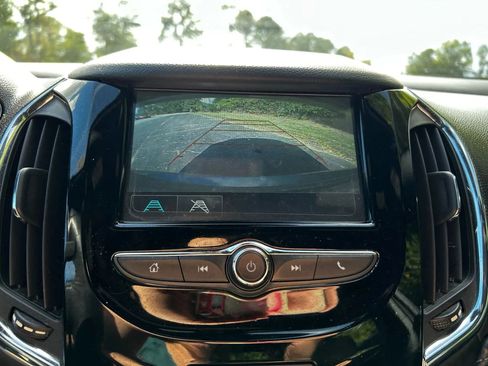 Used 2018 Chevrolet Cruze Premier w/ RS Package image 19