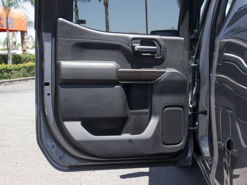 Used 2021 Chevrolet Silverado 1500 LT Trail Boss w/ Convenience Package II image 34