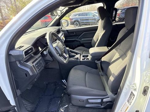 Used 2025 Toyota 4Runner SR5 image 14