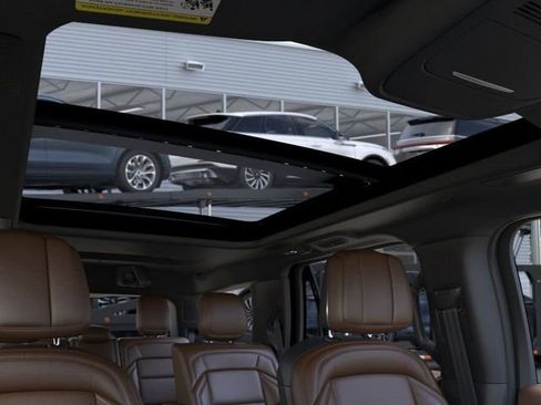 New 2026 Lincoln Navigator Reserve image 45