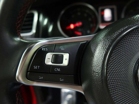Used 2017 Volkswagen GTI 4-Door FWD image 29