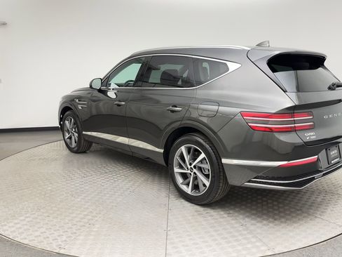 Certified 2026 Genesis GV80 2.5T Advanced AWD/4WD image 4