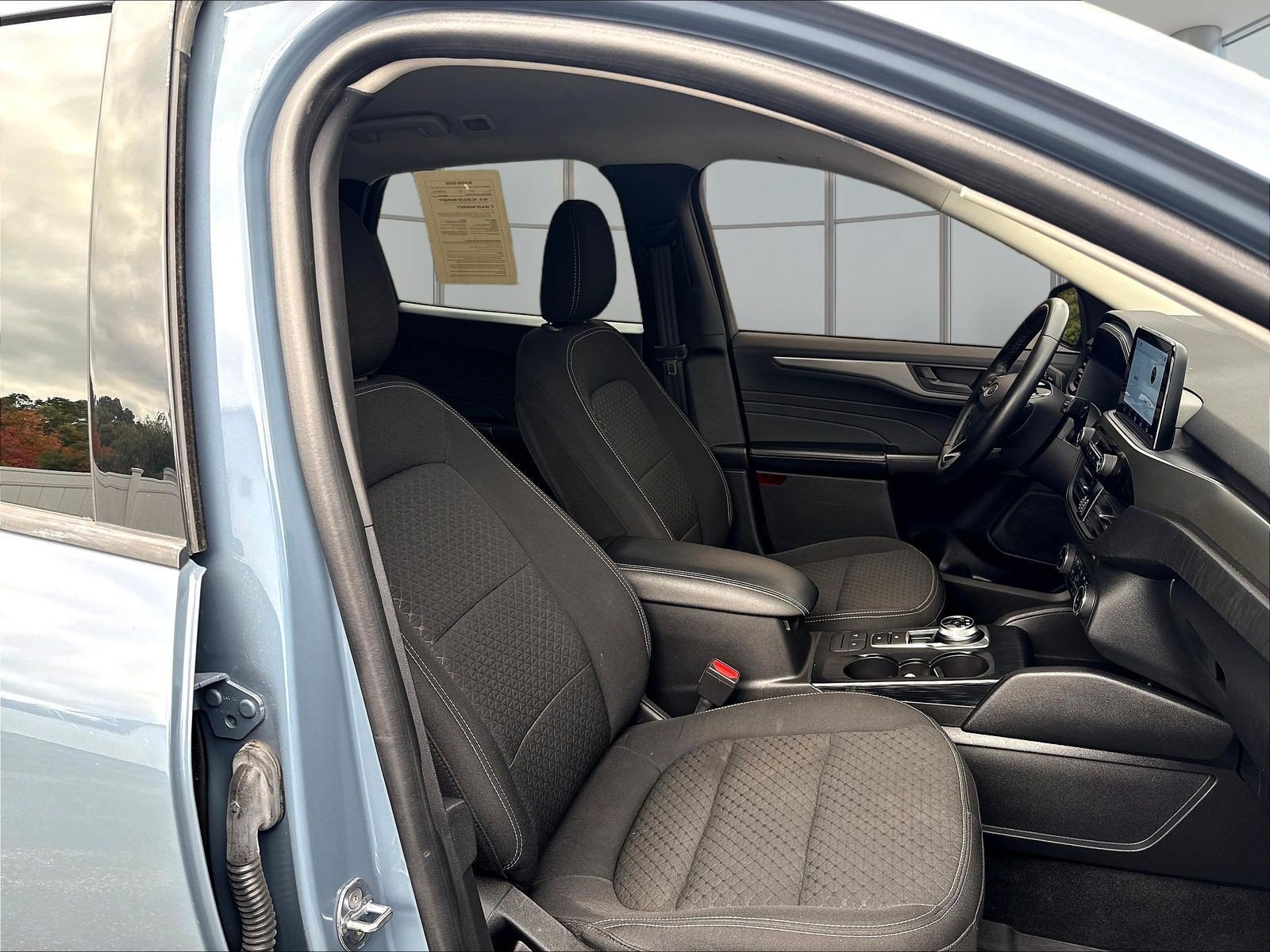 Used 2023 Ford Escape Active AWD/4WD image 30