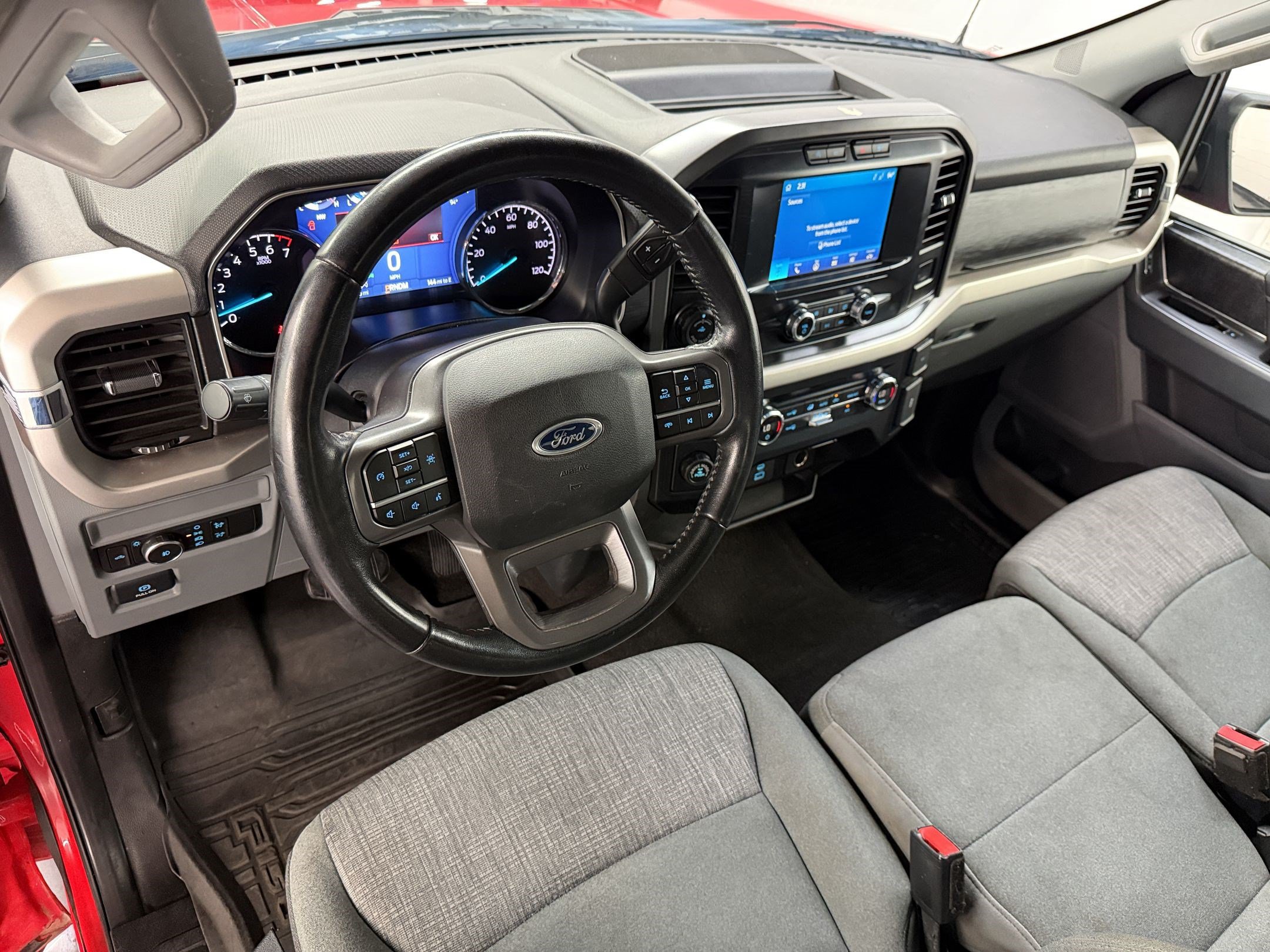 Used 2021 Ford F150 XLT w/ Equipment Group 301A Mid RWD image 4