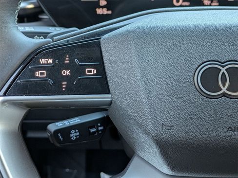 Used 2025 Audi Q5 2.0T Premium w/ Convenience Package image 10