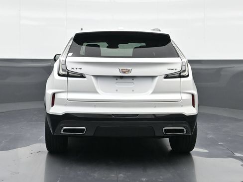 Certified 2024 Cadillac XT4 Sport w/ Cold Weather Package FWD image 16