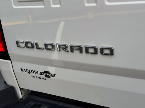 Used 2022 Chevrolet Colorado Z71 AWD/4WD image 18