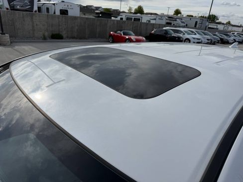 Used 2026 Honda Odyssey Elite image 10