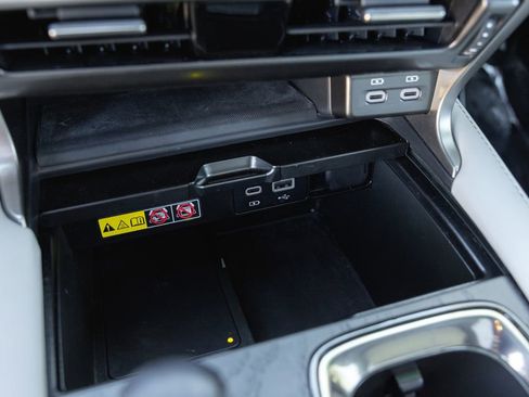Used 2023 Lexus RX 350 w/ Cold Area Package AWD/4WD image 20