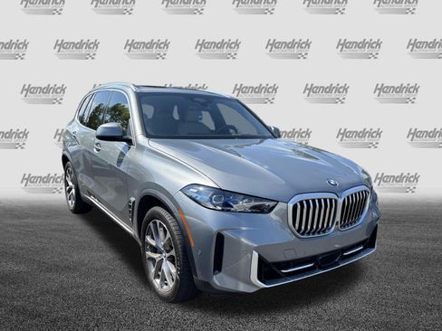 Used 2024 BMW X5 xDrive40i w/ Executive Package AWD/4WD image 2