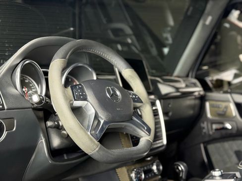 Used 2018 Mercedes-Benz G 550 Squared image 16