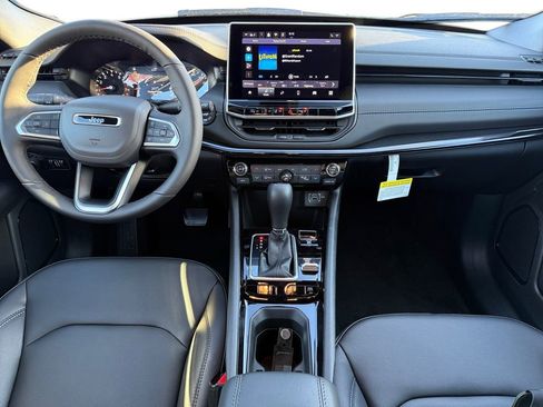 New 2026 Jeep Compass Limited image 10