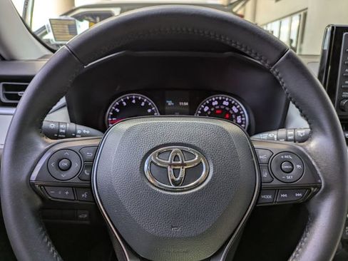 Used 2021 Toyota RAV4 XLE Premium FWD image 29