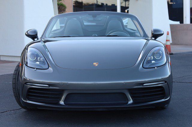 Used 2017 Porsche 718 Boxster RWD image 7