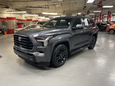 Used 2025 Toyota Sequoia SR5 w/ TRD Sport Package image 5