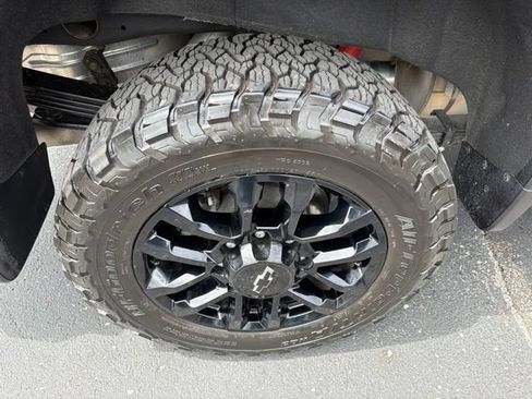 Certified 2025 Chevrolet Silverado 2500 LTZ w/ Trail Boss Package AWD/4WD image 8