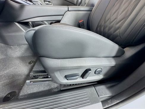 New 2026 Nissan Rogue Platinum image 21