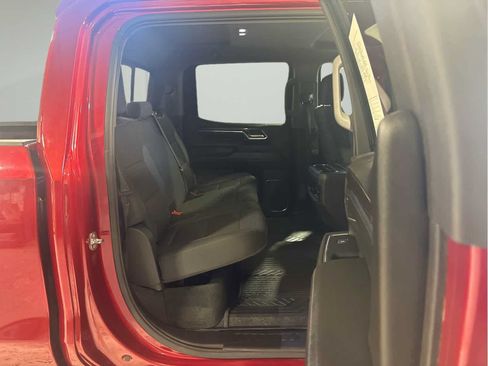 Used 2024 Chevrolet Silverado 1500 LT Trail Boss w/ Convenience Package II AWD/4WD image 14