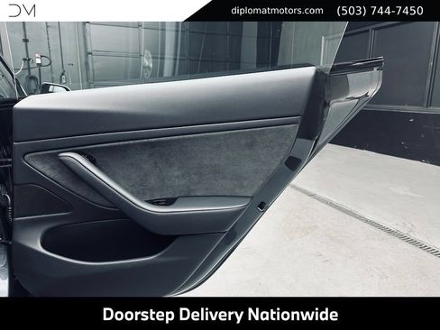 Used 2018 Tesla Model 3 Long Range RWD image 26