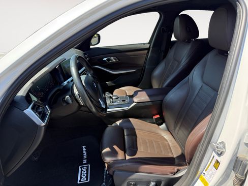 Used 2019 BMW 330i Sedan w/ Convenience Package image 10