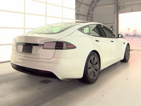 Used 2023 Tesla Model S Standard Range AWD/4WD image 4