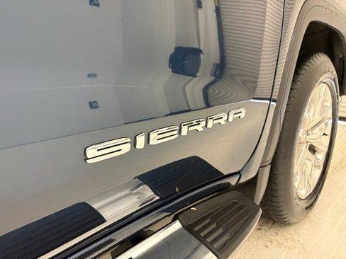 Used 2020 GMC Sierra 1500 SLT AWD/4WD image 32