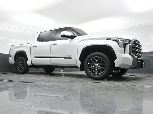 Used 2024 Toyota Tundra Platinum AWD/4WD image 41