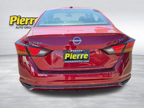 Used 2024 Nissan Altima 2.5 SV FWD image 5