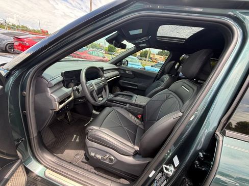 Used 2027 Kia Telluride SX w/ Towing Package FWD image 13