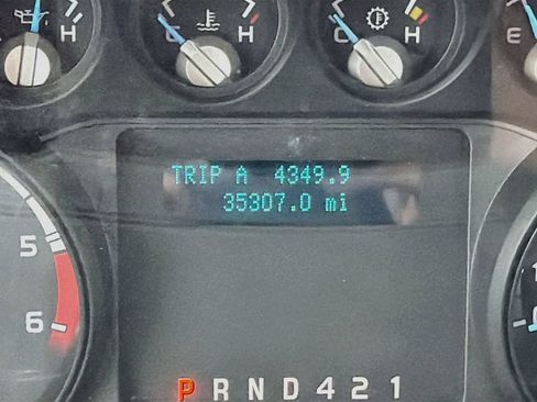 Used 2015 Ford F650 2WD Regular Cab Super Duty image 12