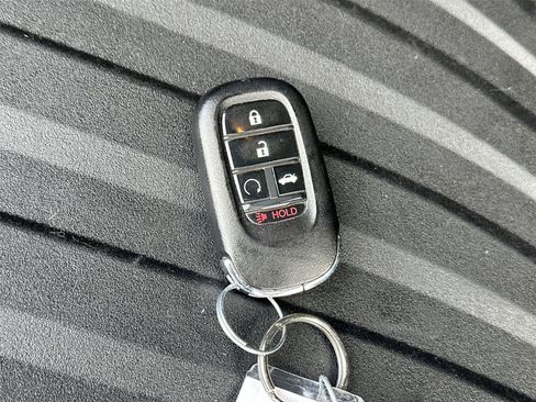 Used 2022 Honda Civic Sport image 21
