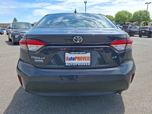 Used 2025 Toyota Corolla LE FWD image 5