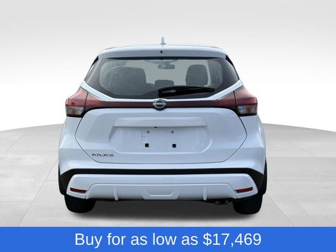 Used 2024 Nissan Kicks S image 6