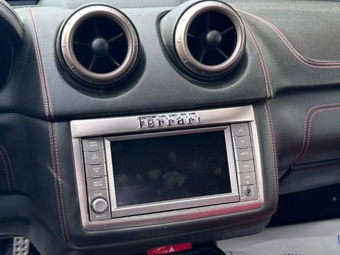 Used 2010 Ferrari California RWD image 10