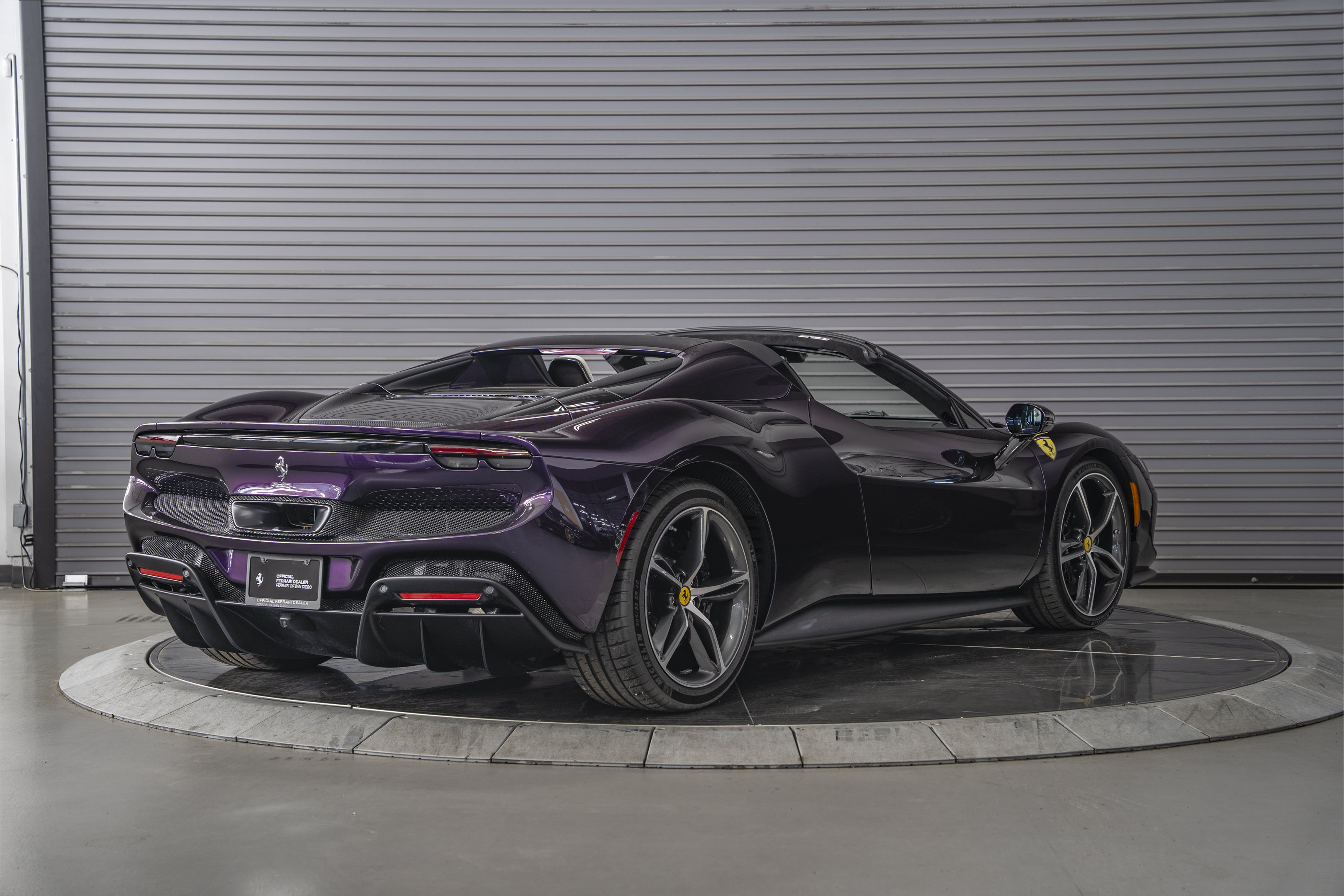 Used 2024 Ferrari 296 GTS RWD image 5