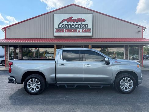 Used 2025 Chevrolet Silverado 1500 LTZ AWD/4WD image 3