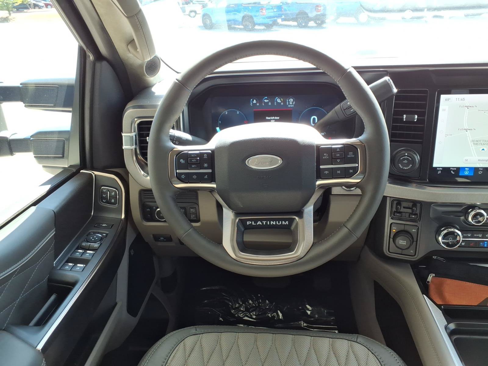 New 2026 Ford F350 Platinum w/ Platinum Plus Package AWD/4WD image 18